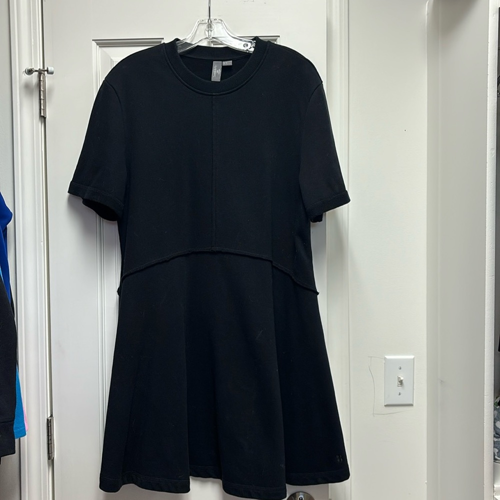 Sweaty Betty Black Short Sleeve Fit-and-Flare Dress